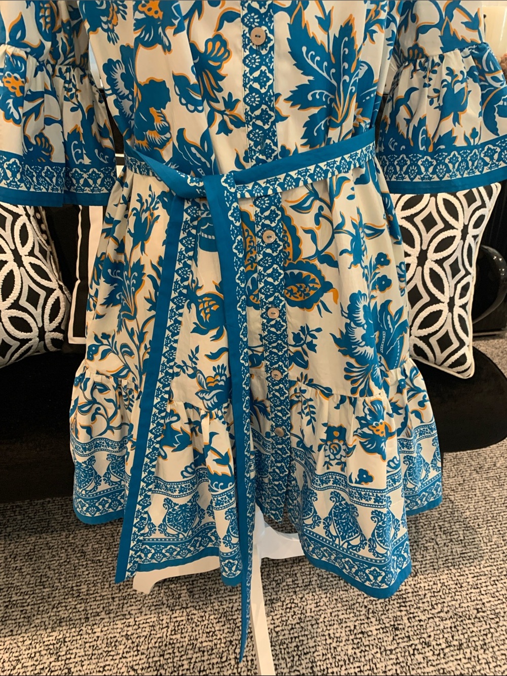 Etro Blue and White Floral Print Dress with orange accents. Worn once. Size 44 - Picture 4 of 10